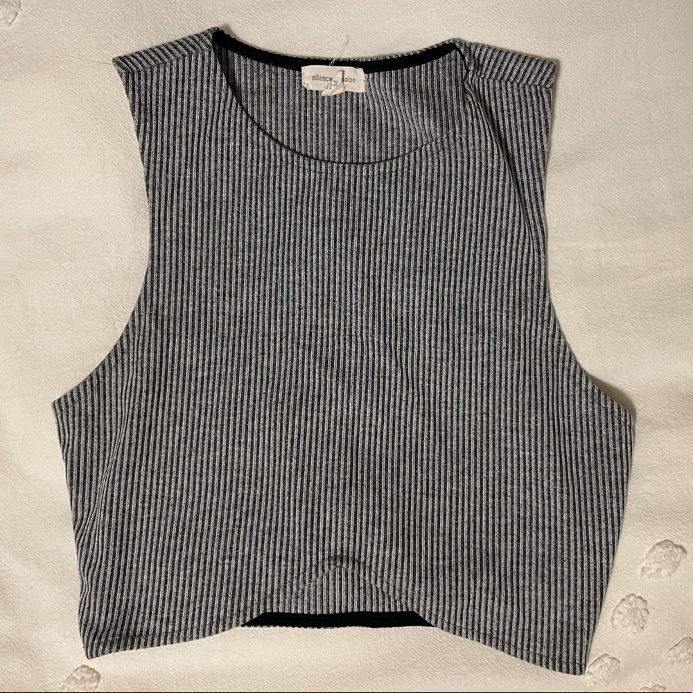 Silence + Noise gray Crop top M